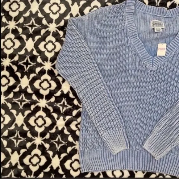 Pink Victoria’s Secret Fishermen V-Neck Sweater - Picture 3 of 6